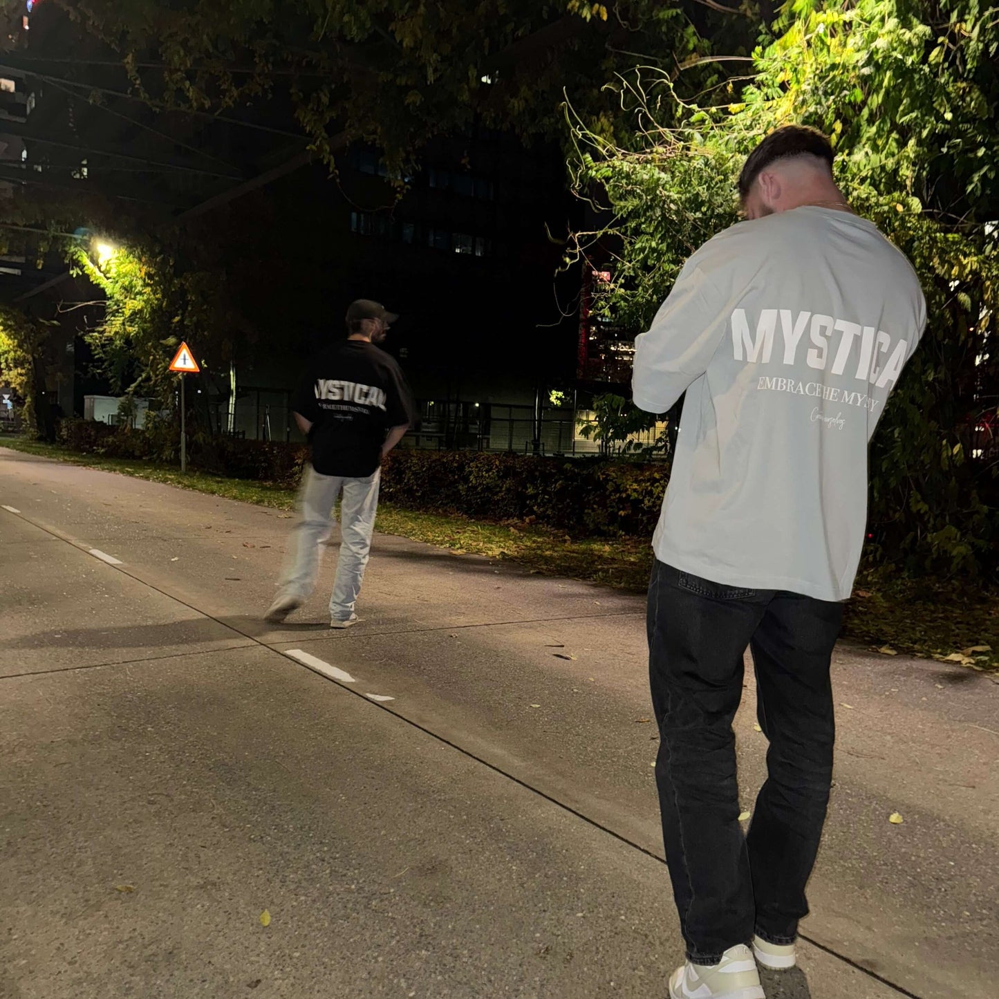 Oversized T-Shirt shooting picture with different colors back view