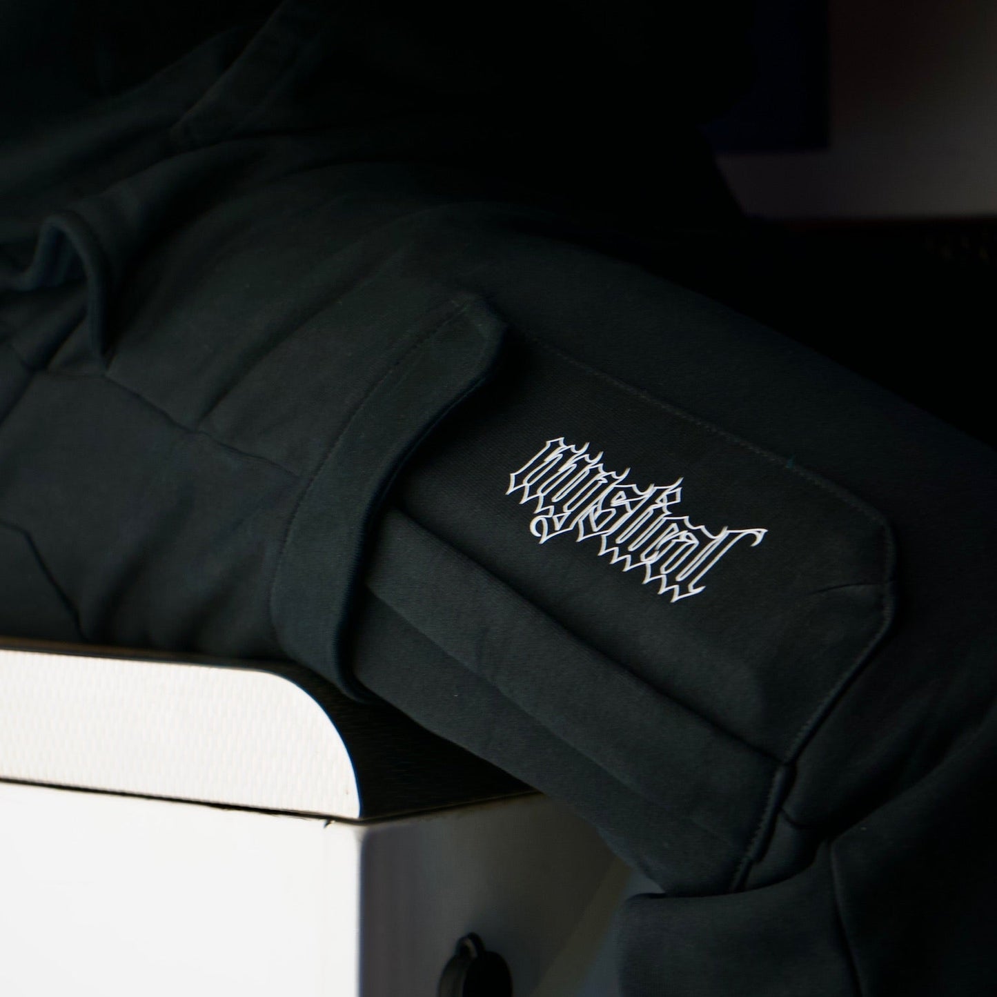 Outline Cargo Joggers